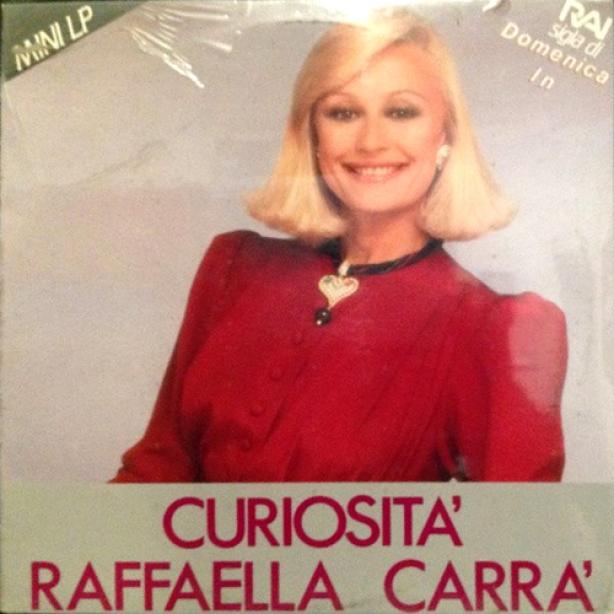 Raffaella carrà pedro ремикс. Raffaella Carra обложки альбомов Raffaella. Raffaella Carra обложки альбомов Raffaella Carrà '82. Винил Рафаэлла карра. Рафаэлла карра фото в молодости.