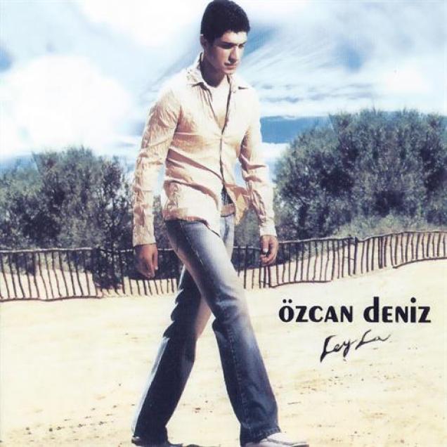 Özcan Deniz - Leyla (2002)